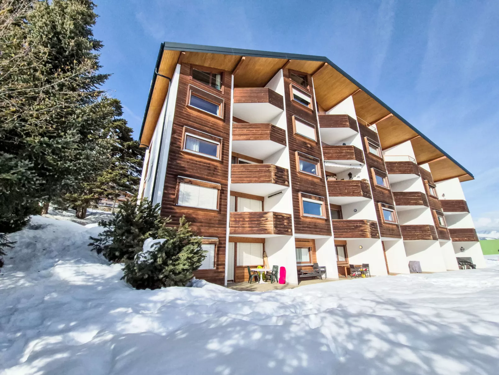 Crans-Léman 5 - Buiten