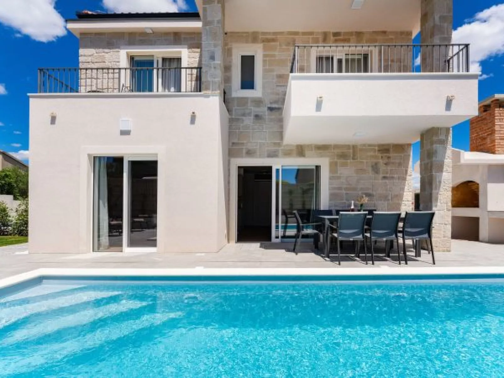 Villa Casa Coral With pool - Buiten