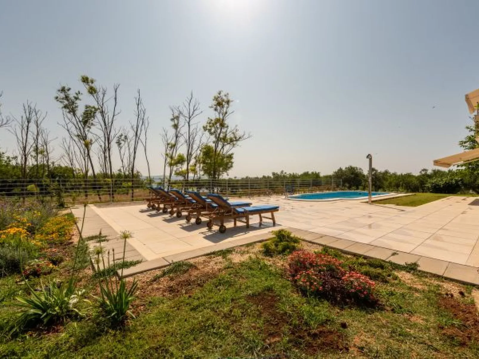 Olivar house with heated pool by the beach - Image-tags.info