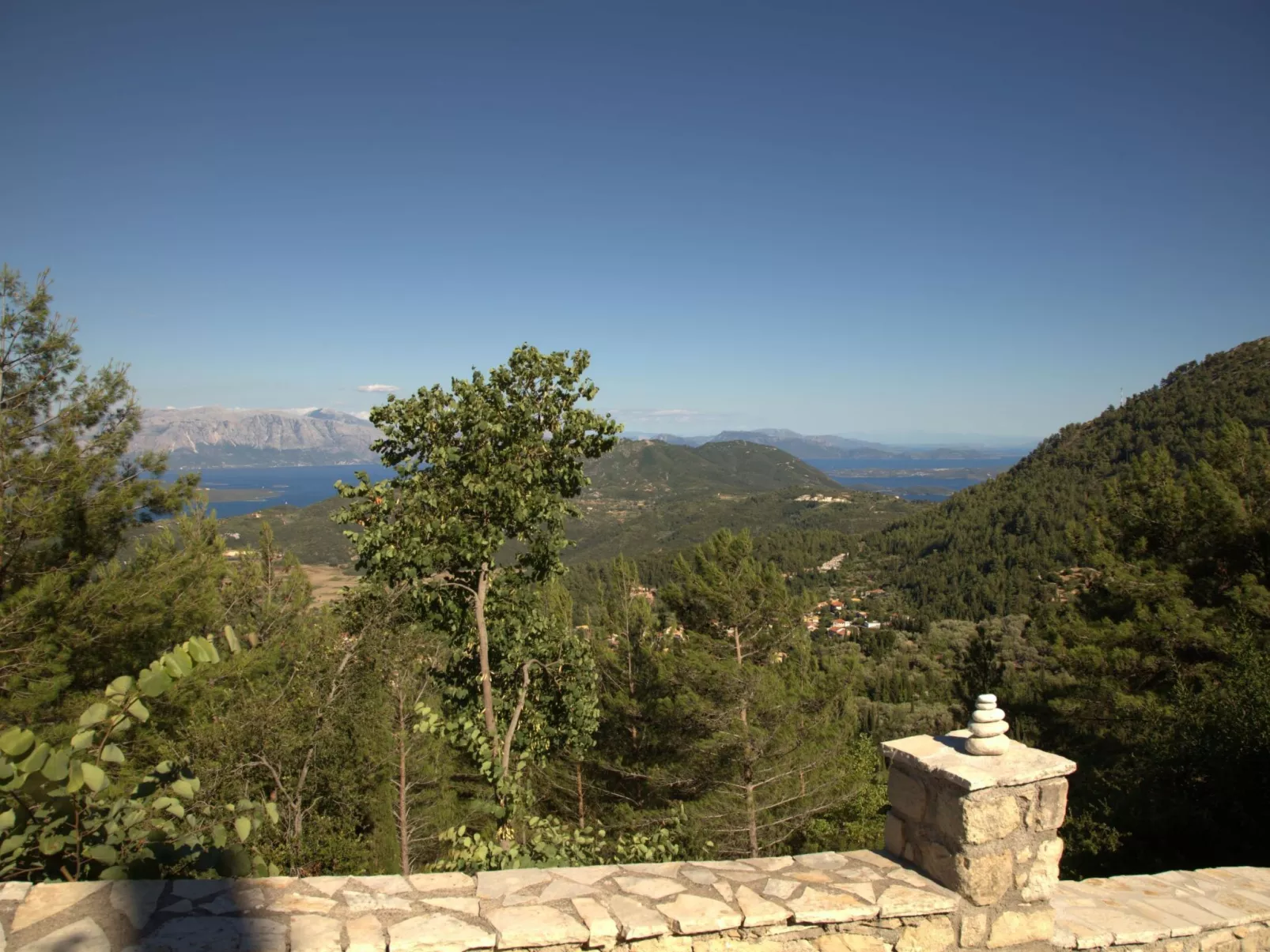 Sommer Dafnopanagia Luxusstudio Ourania - Buiten