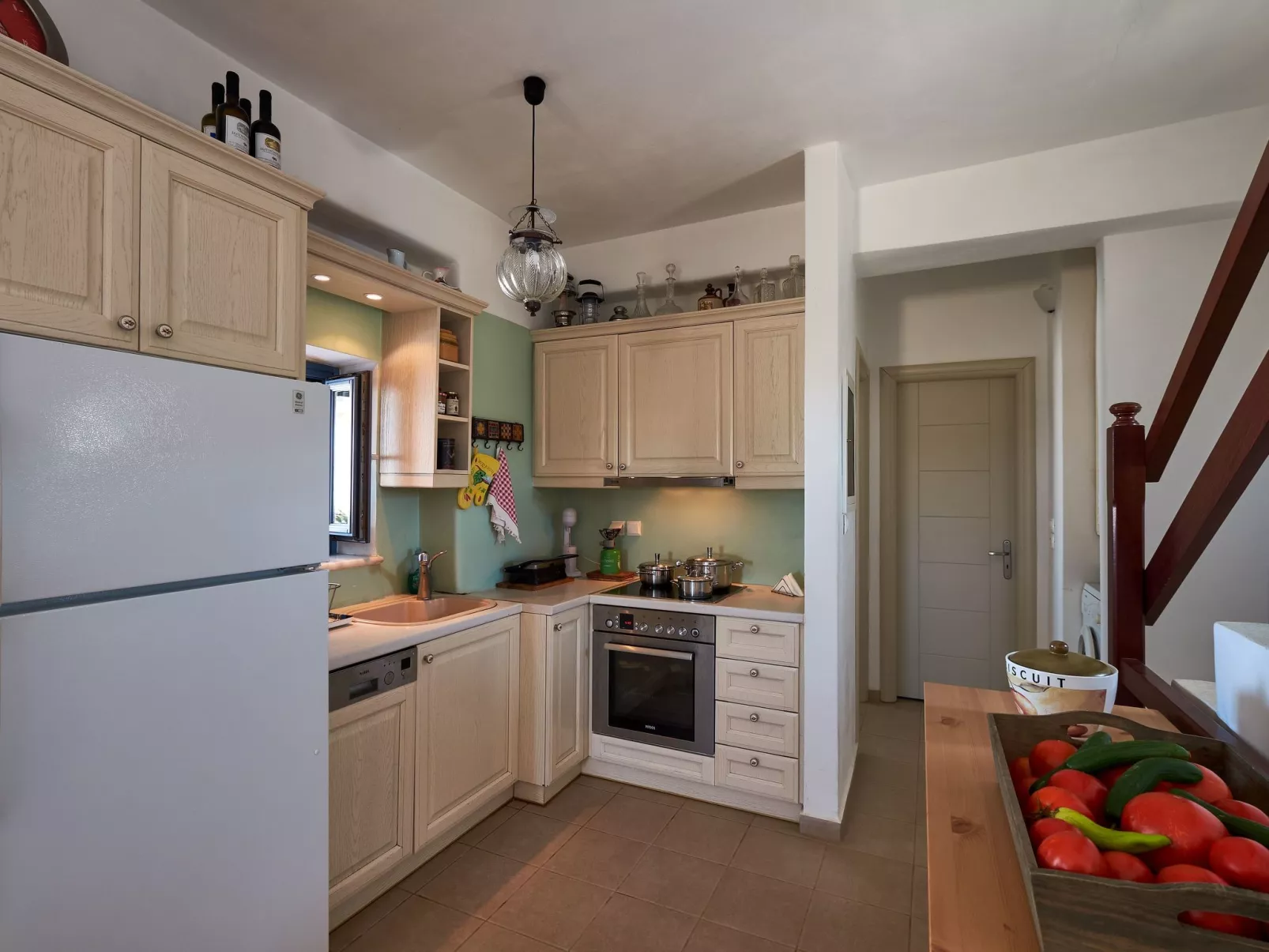 Große, komfortable Pool-Villa, Strand zu Fuß erreichbar - Binnen