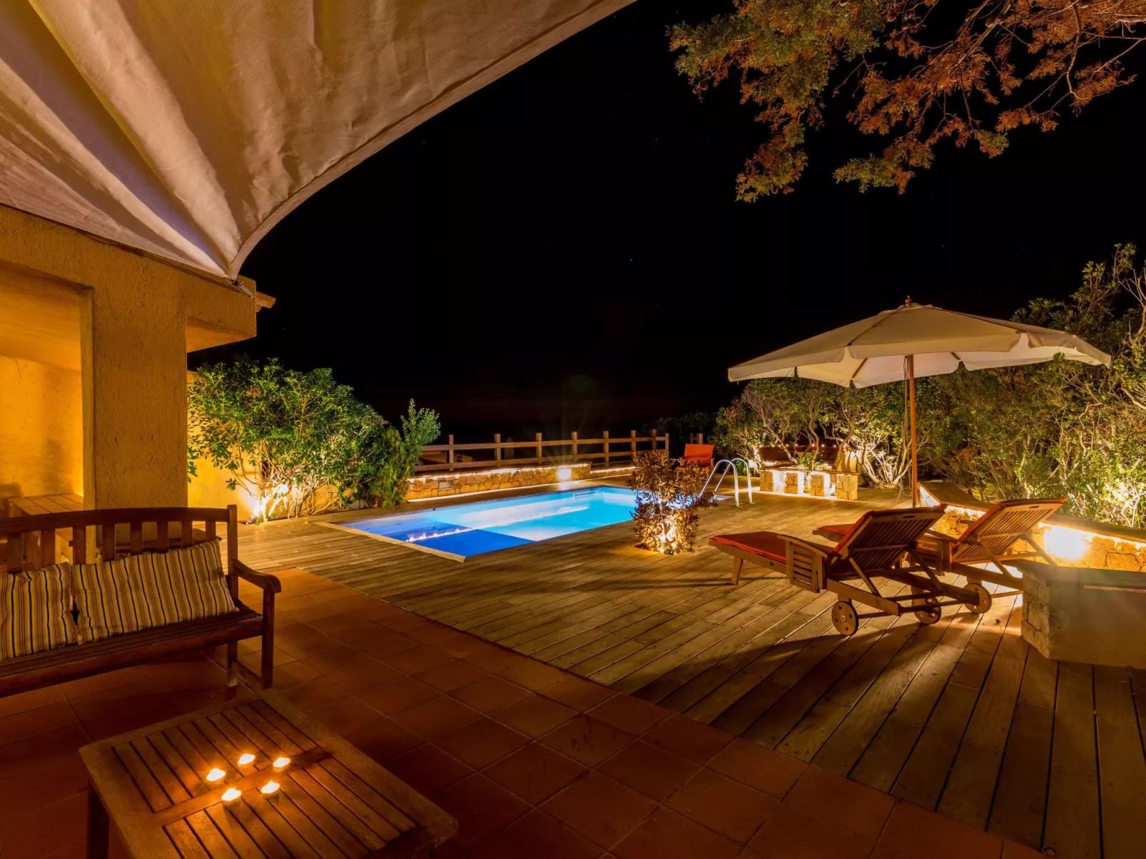 'Villa Beatrice' mit eigenem Pool - Buiten