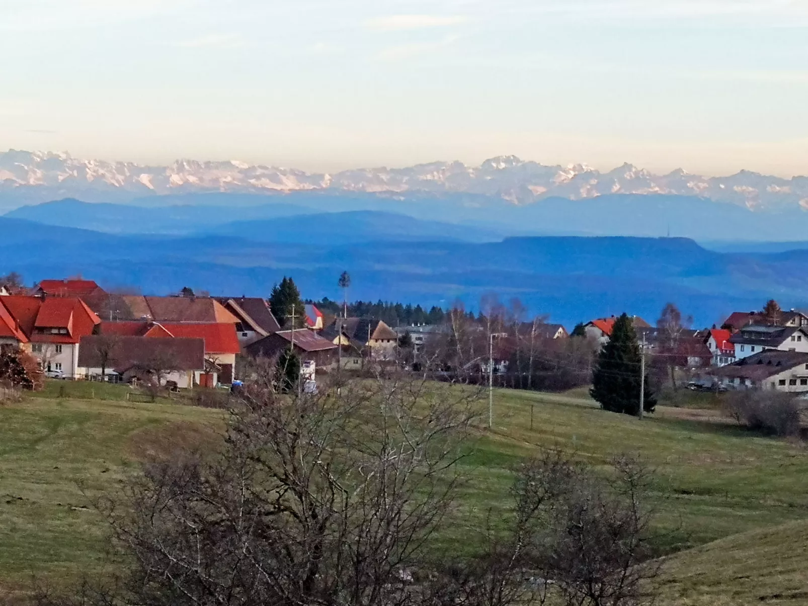 Schwarzwaldhof mit Pool & Sauna - Buiten