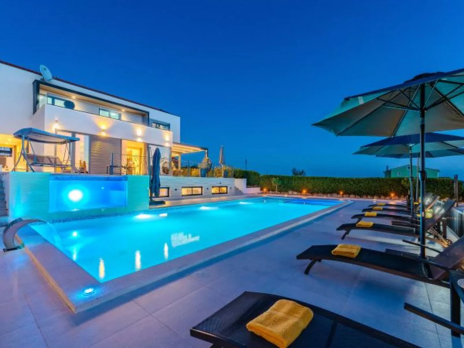 Beautiful villa Lara in Vrana with pool - Image-tags.info