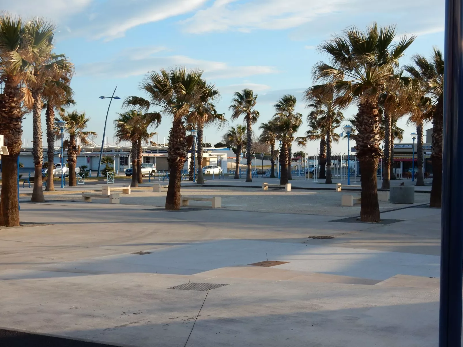 Maison Bleu - Buiten