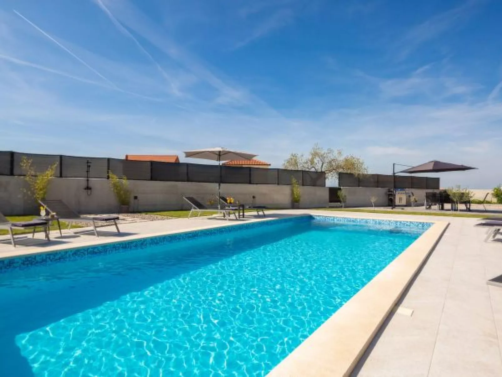 Villa Lacus in Vrana with pool - Image-tags.info