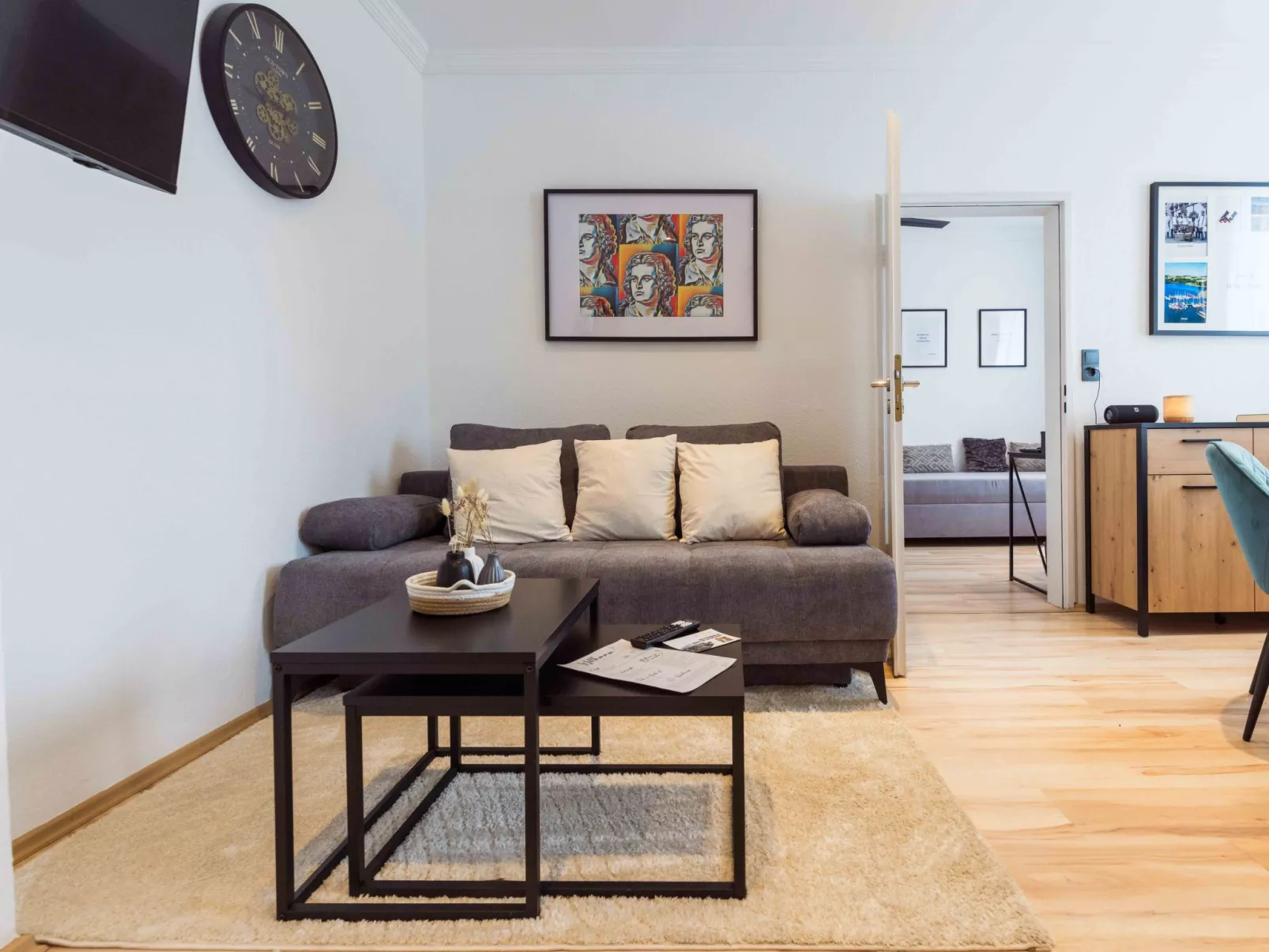 Schiller Apartment im Zentrum von Hof. Küche, Parkplatz, 250MBit Wlan - Binnen