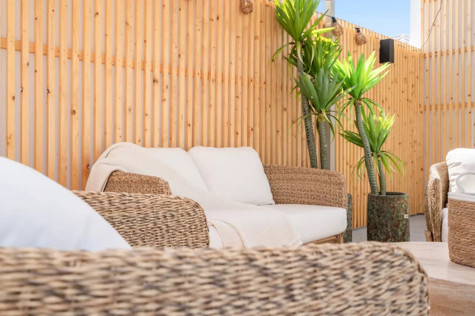 AL4-2025 ESTEPONA - APARTMENT - ALCAZABA LAGOON - Sfeer