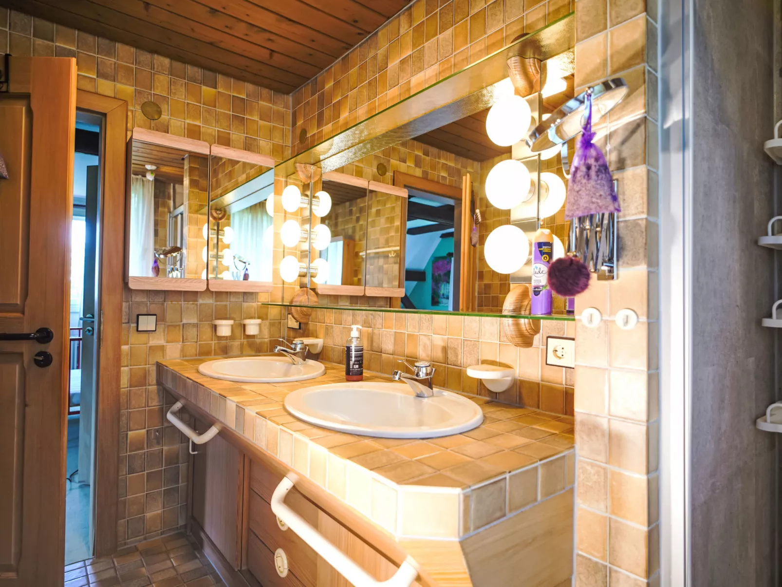 Schwarzwaldhof mit Pool & Sauna - Binnen