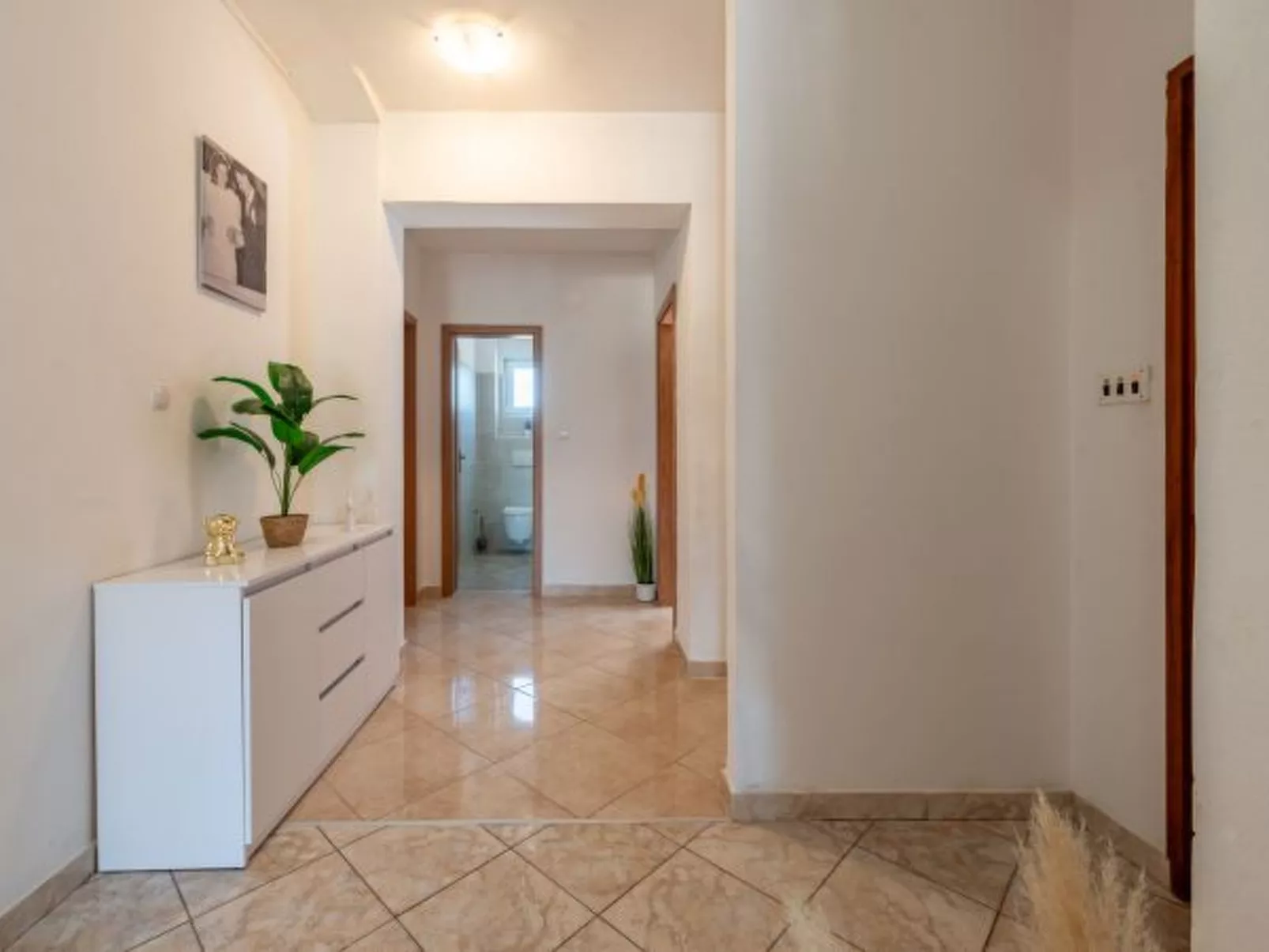 Holiday House Laetitia with pool - Image-tags.info