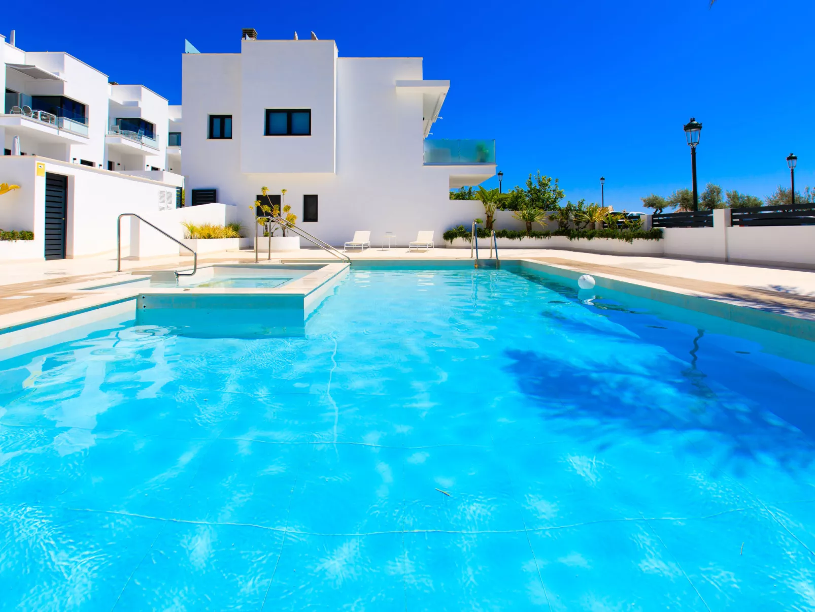 Nerja centrally located - Buiten