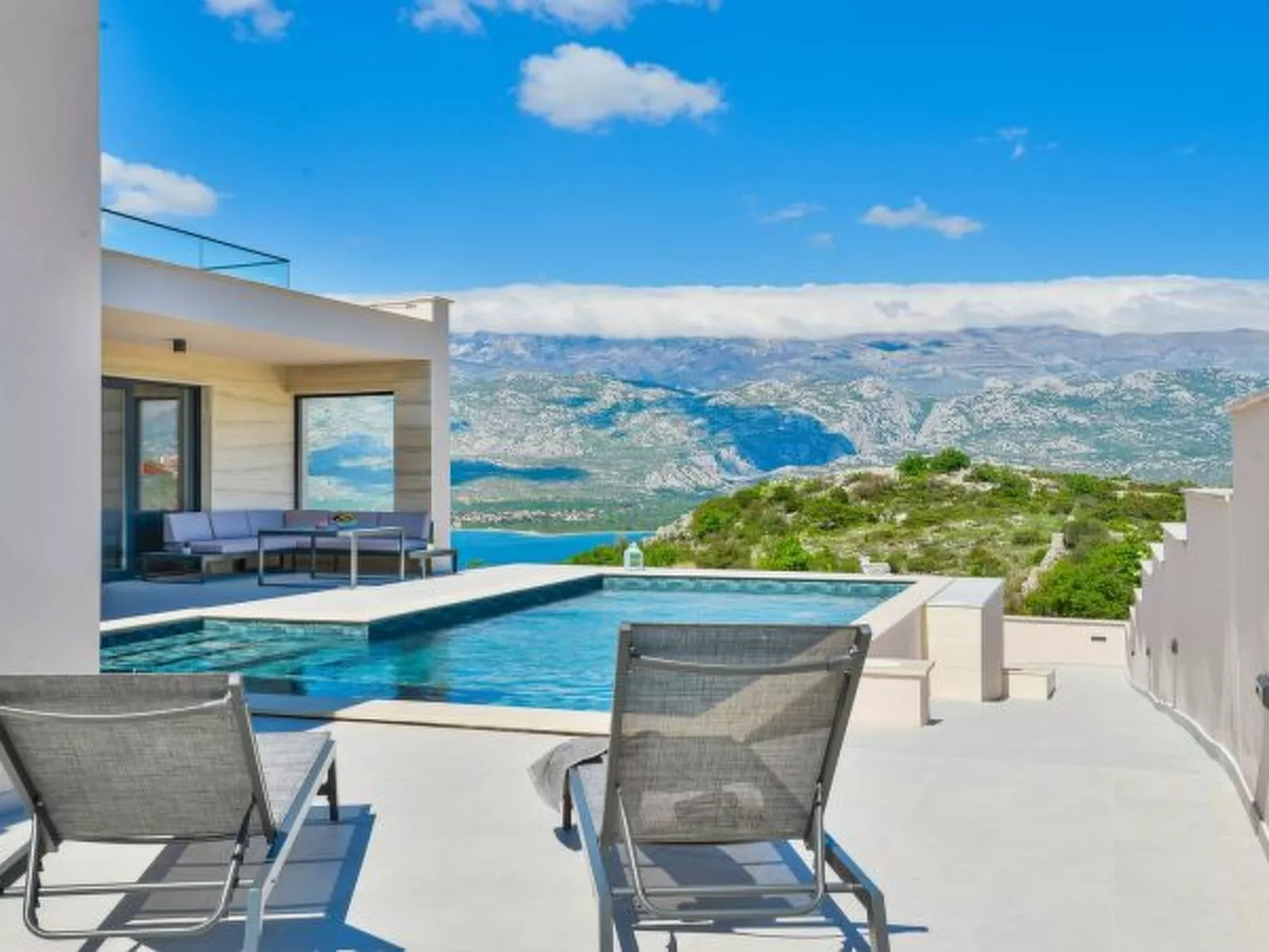 Villa Zariva with pool and panoramic mountain and - Image-tags.info