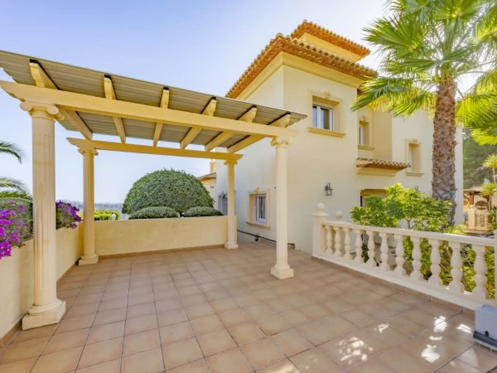 Villa Paz - Plusholidays - Image-tags.info