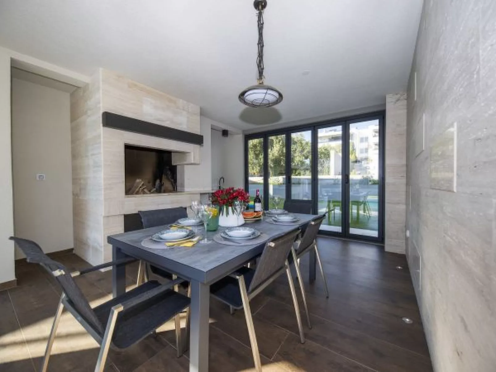 Luxury villa Mary Lou with pool and spa area - Image-tags.info