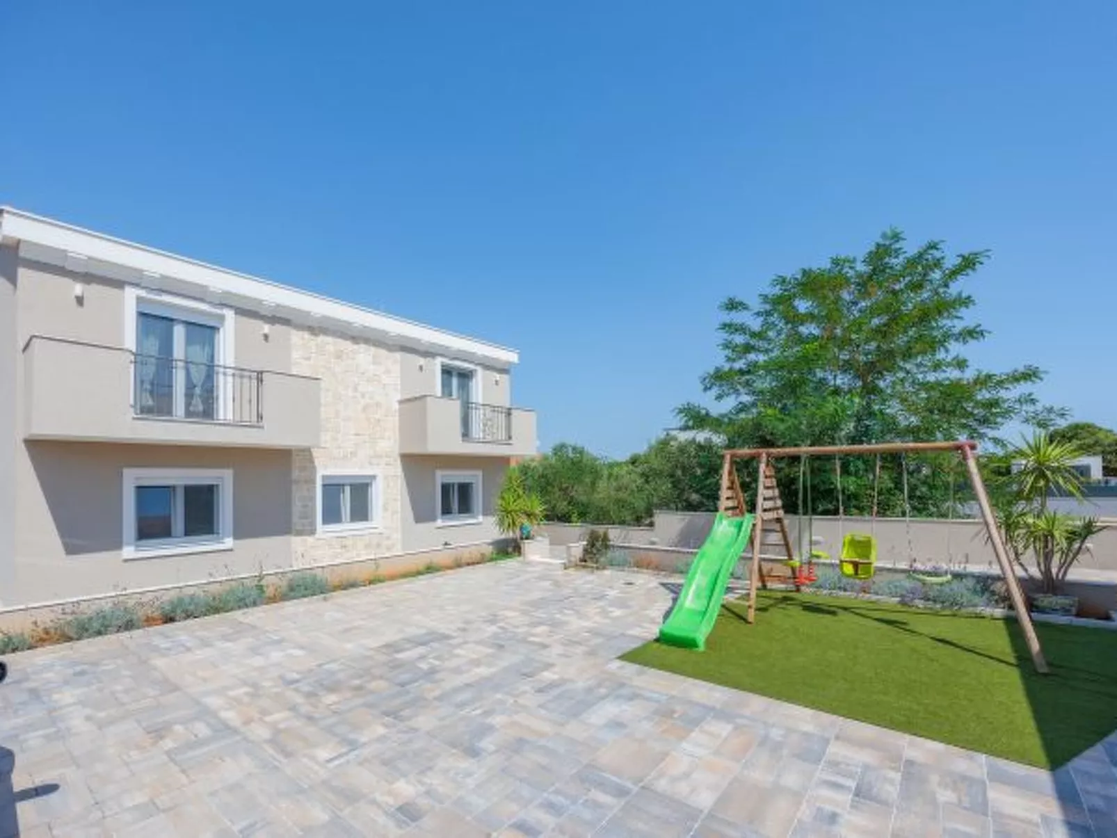 Holiday Home Solea with pool - Image-tags.info