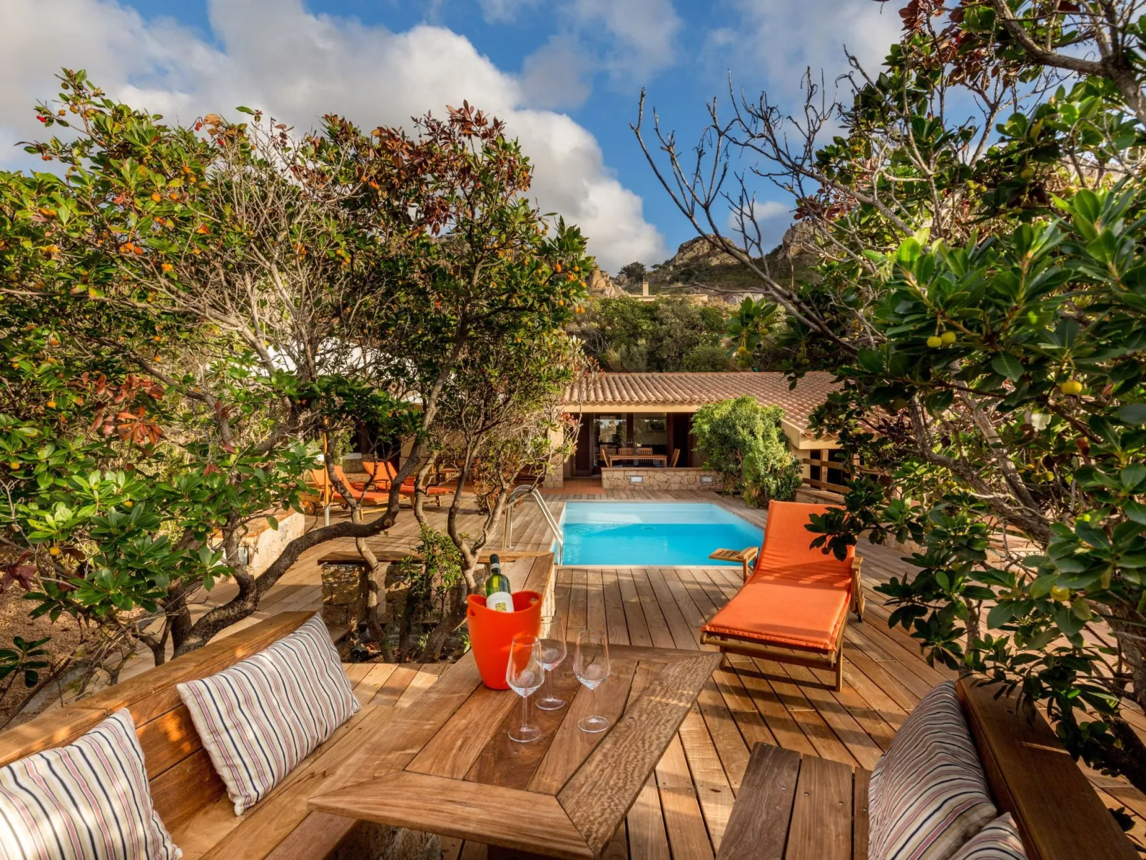 'Villa Beatrice' mit eigenem Pool - Binnen