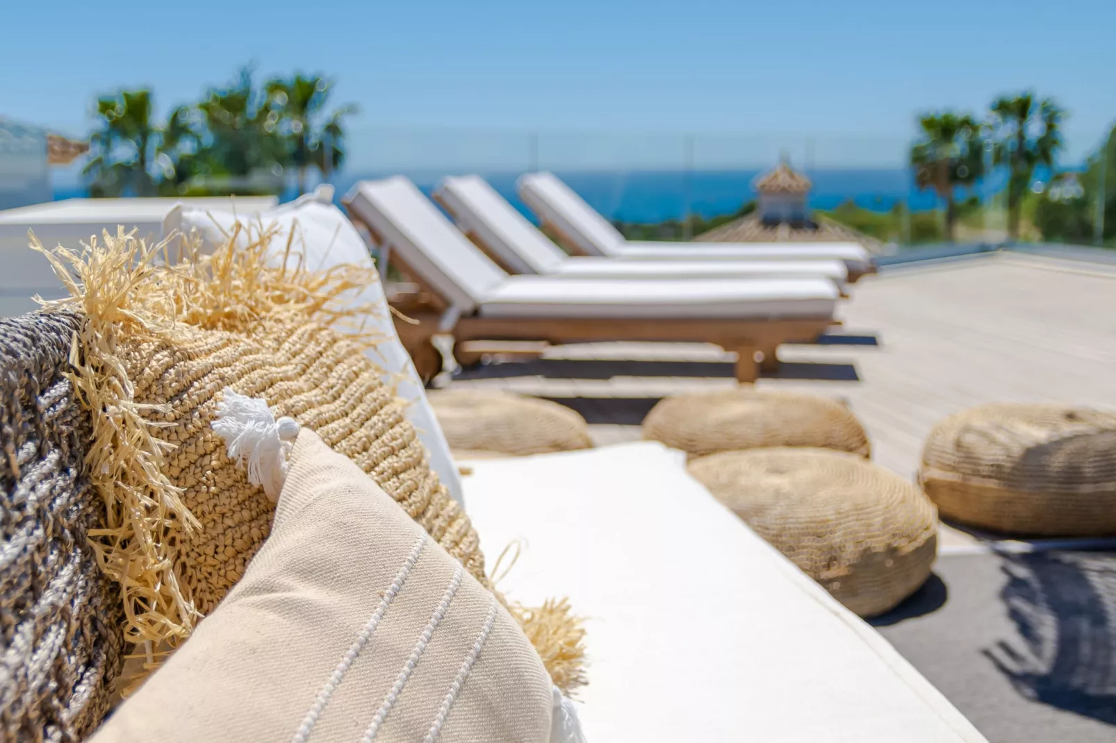 Unique & Luxurious Villa with Heated Pool! - Terras