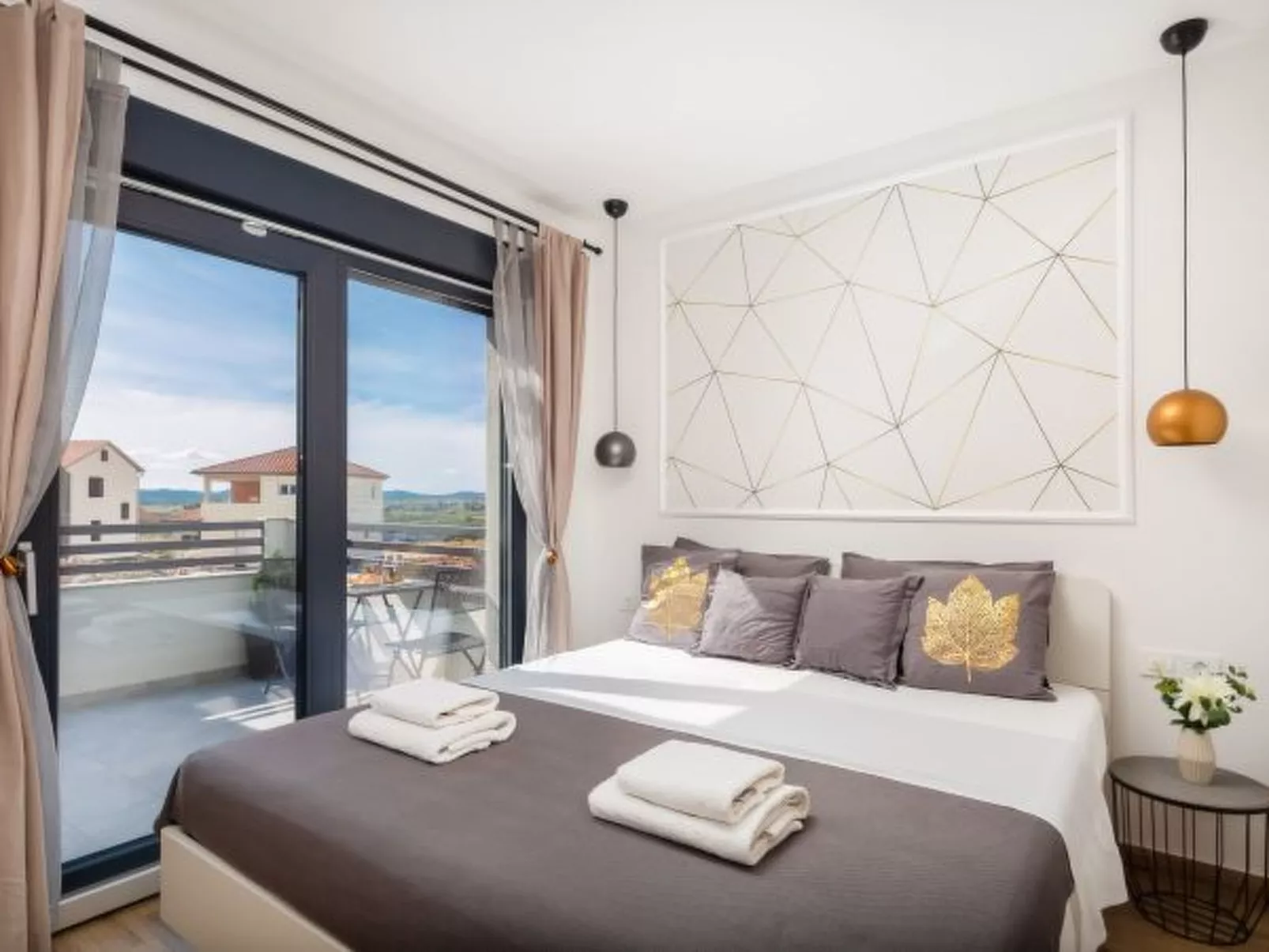 Villa Lacus in Vrana with pool - Image-tags.info