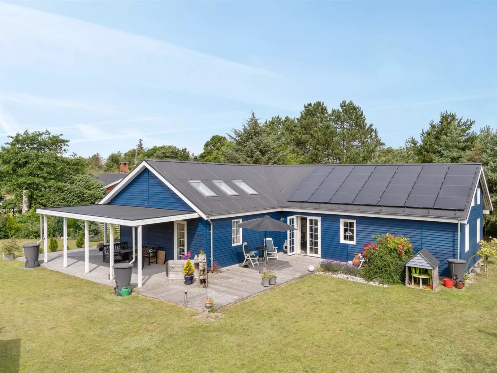 "Thorth" - 1.3km from the sea