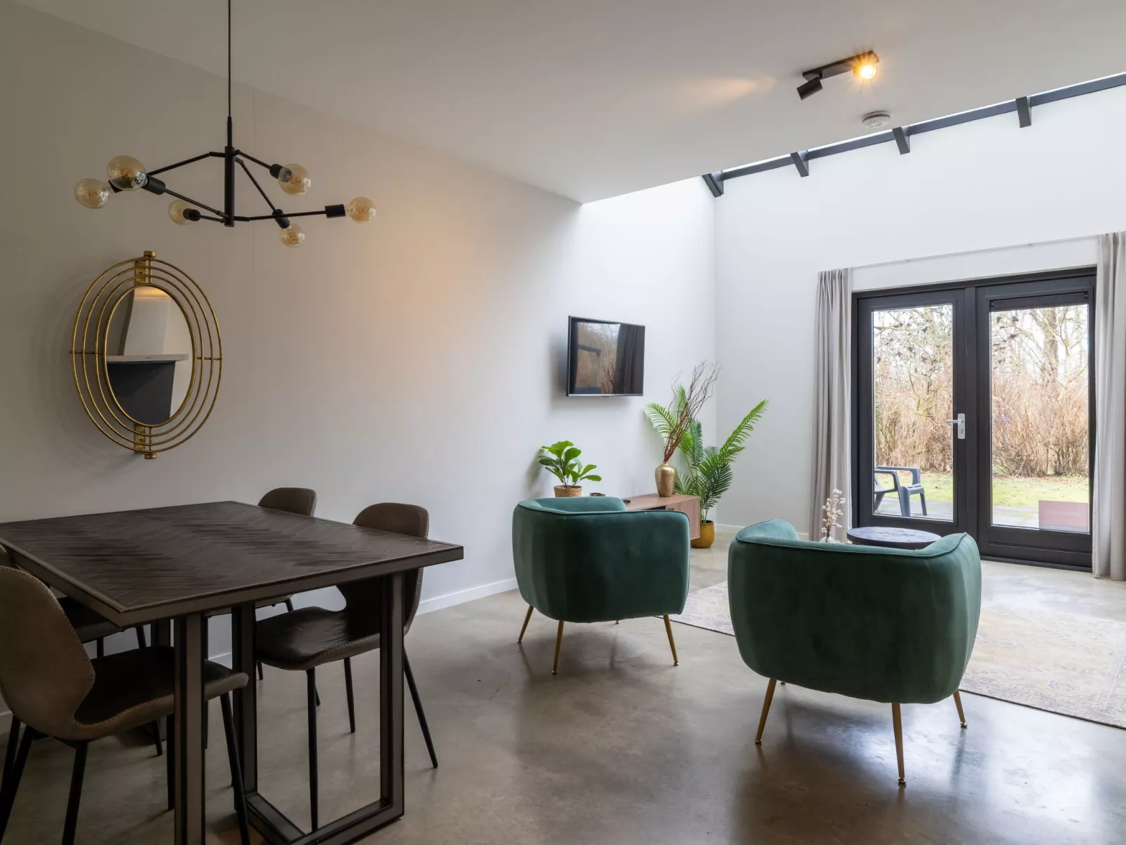 Mini Camping Oranjezon - Binnen