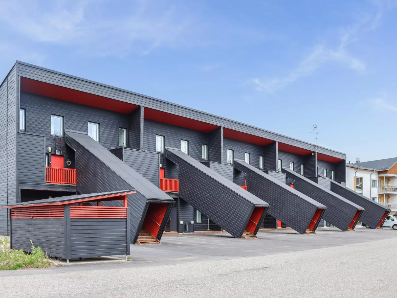 Skivillas 61 ukkohalla (b3)