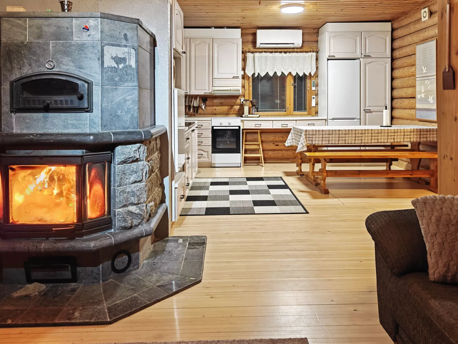 Saarenpää - Binnen