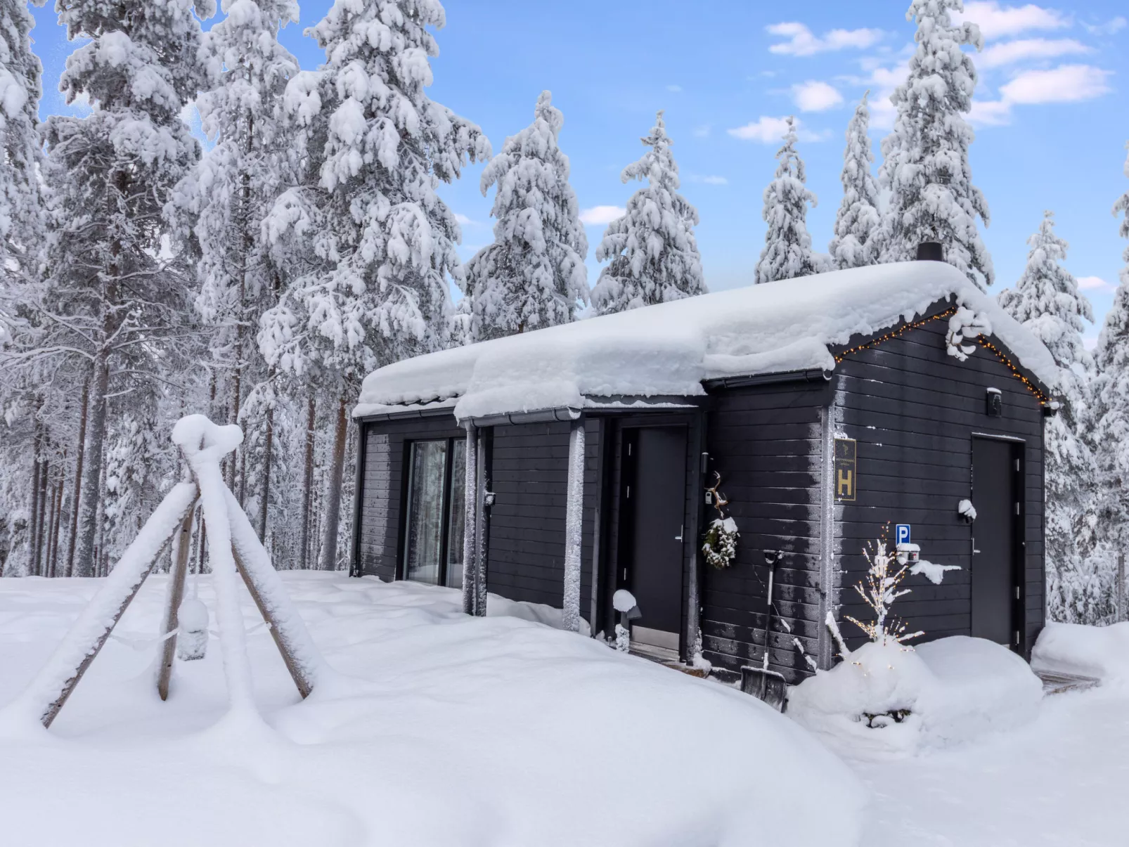 Visit pyhä cabins h