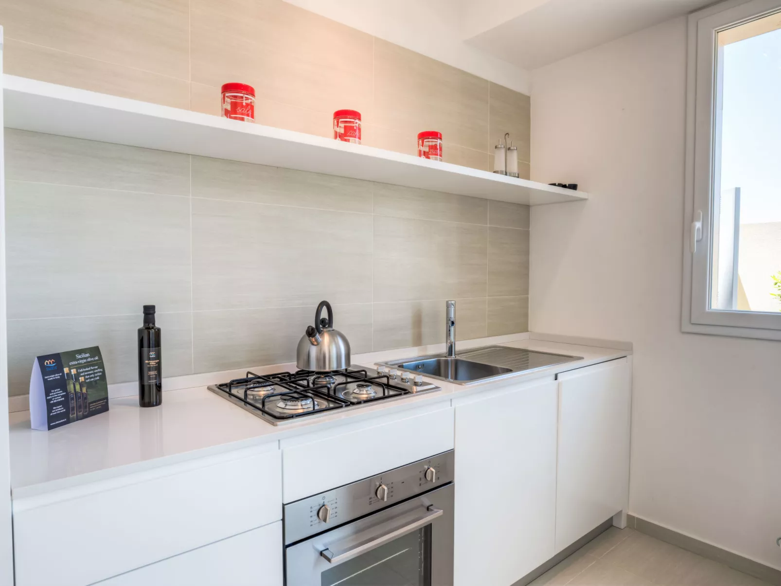 Appartamento con 2 camere al piano terra - Binnen