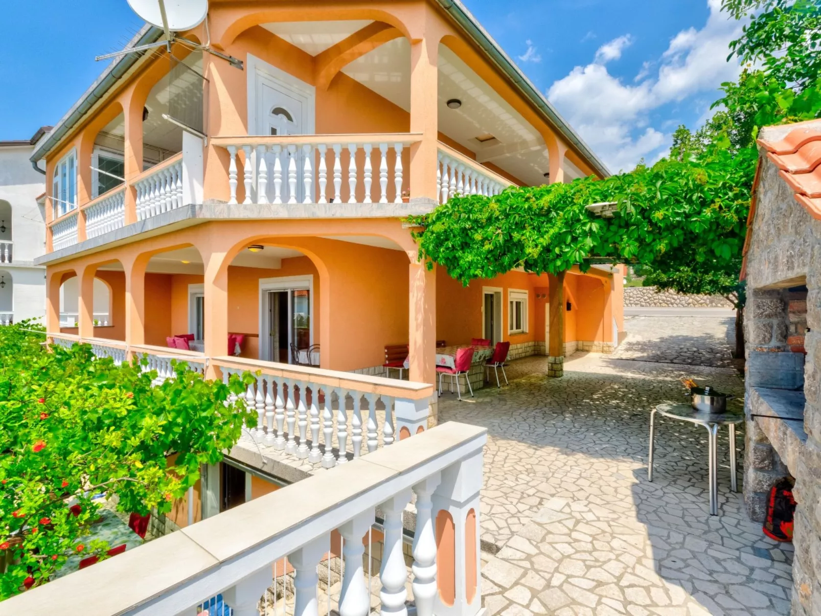 JOSYPA / HR-07195-01