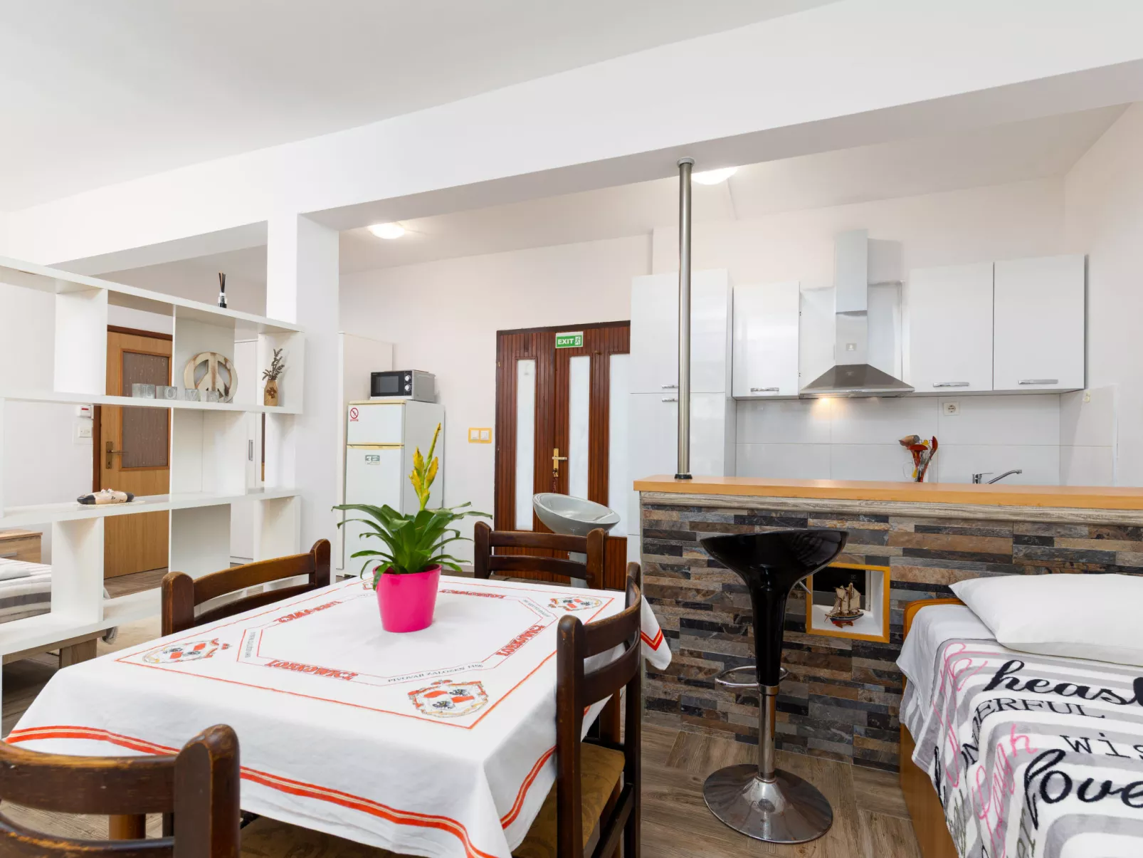 Apartment Snjezana - 1