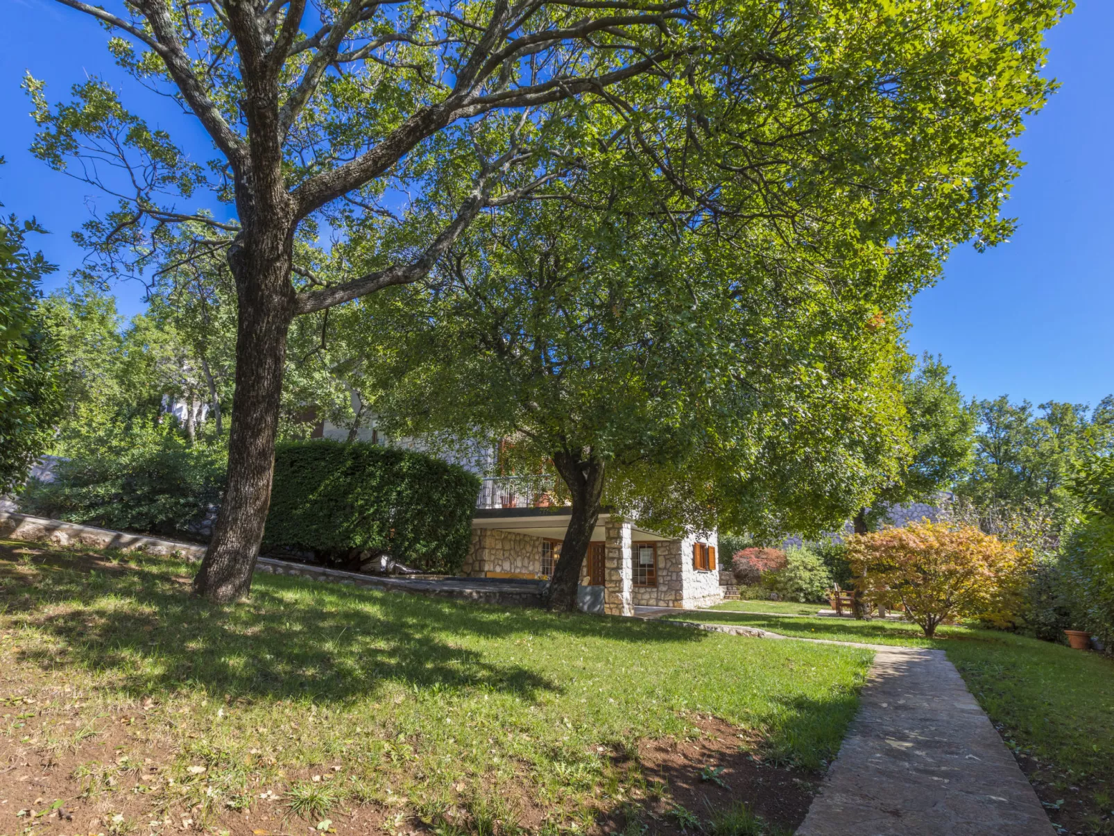 HAUS KATARINA / HR-10374-01