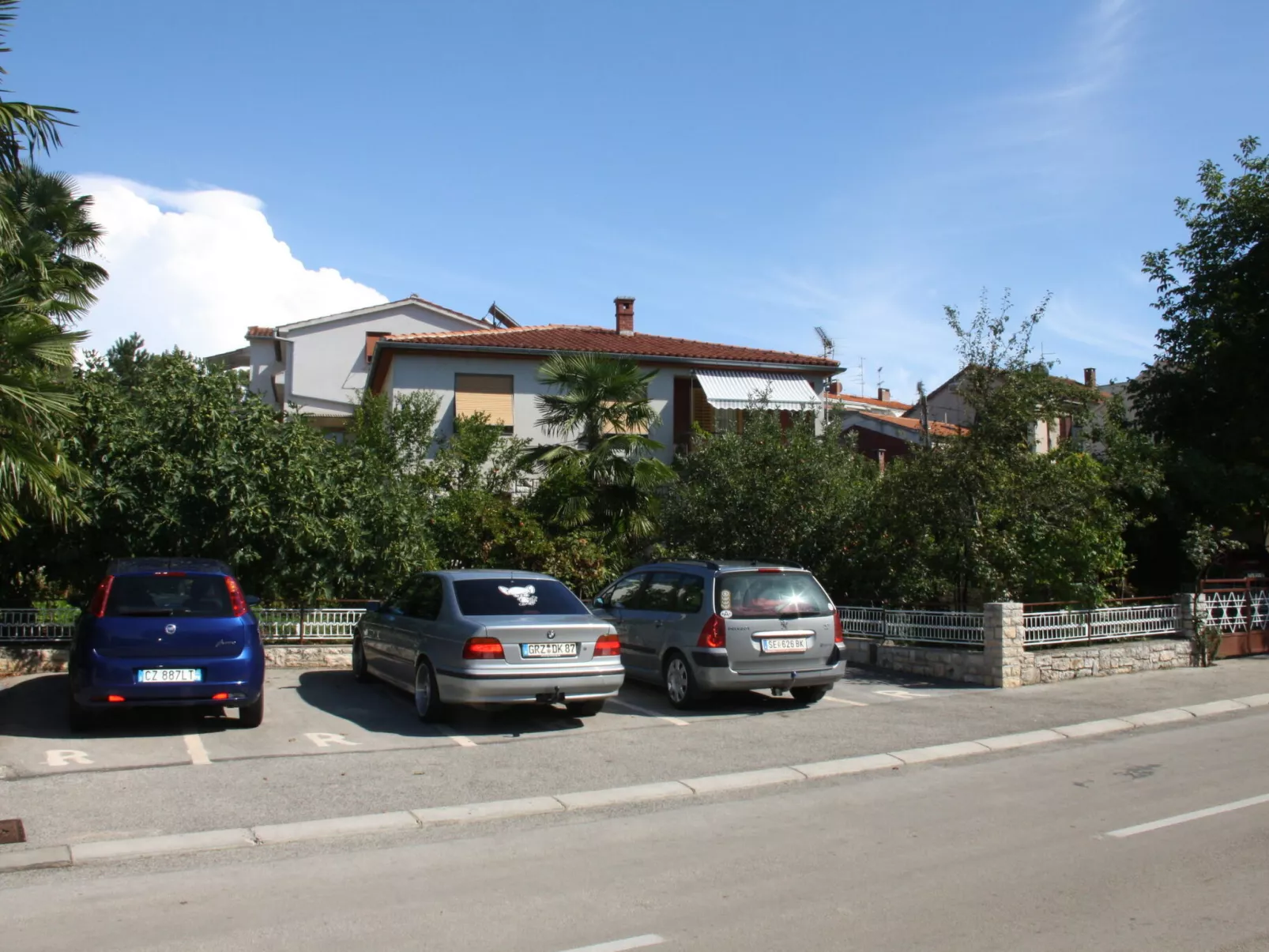 Vintage Apartment A2 Fragola / HR-11059-02