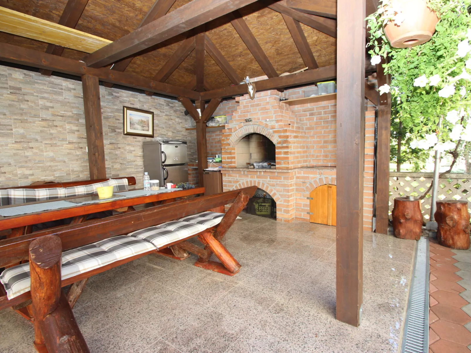 Apartment Rose 3 / HR-11066-04