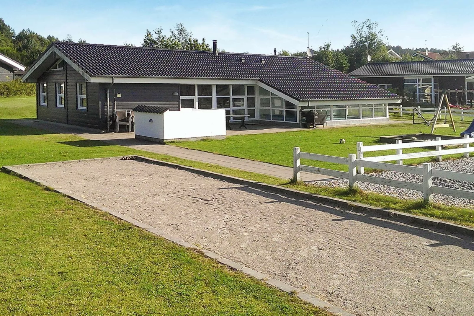 Superluxe vakantiehuis in Ebeltoft met zwembad