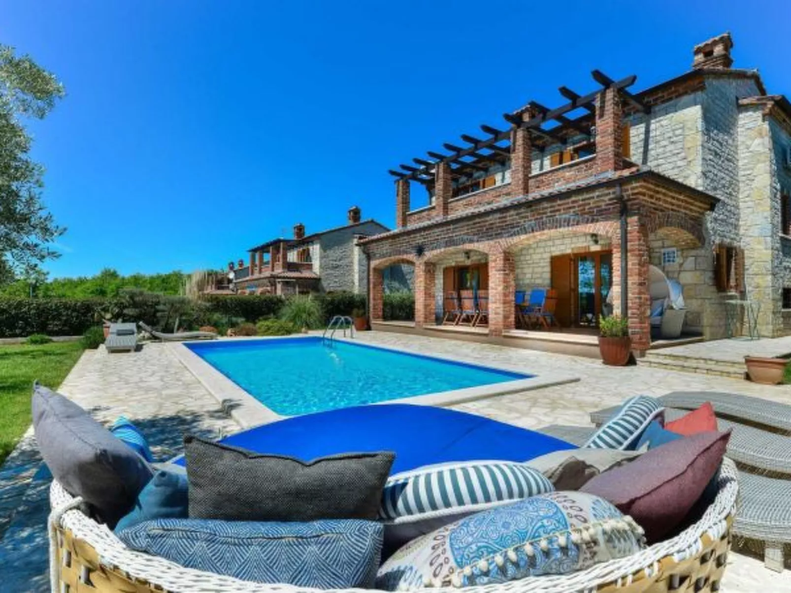 Villa Toscana Sole with pool