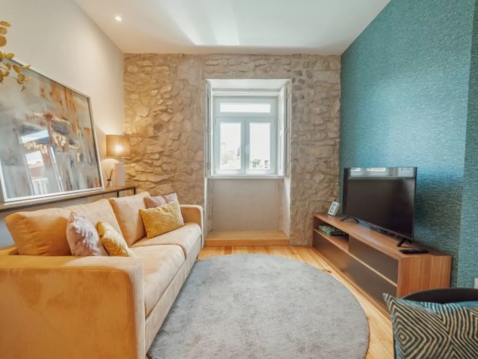 OPORTO POOL APARTMENT by VACATIONY