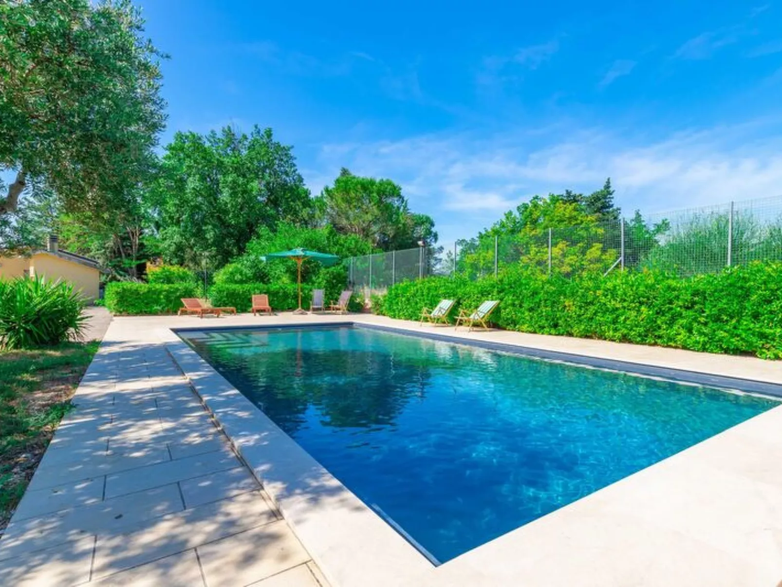 Sunrise Hill Holiday Home