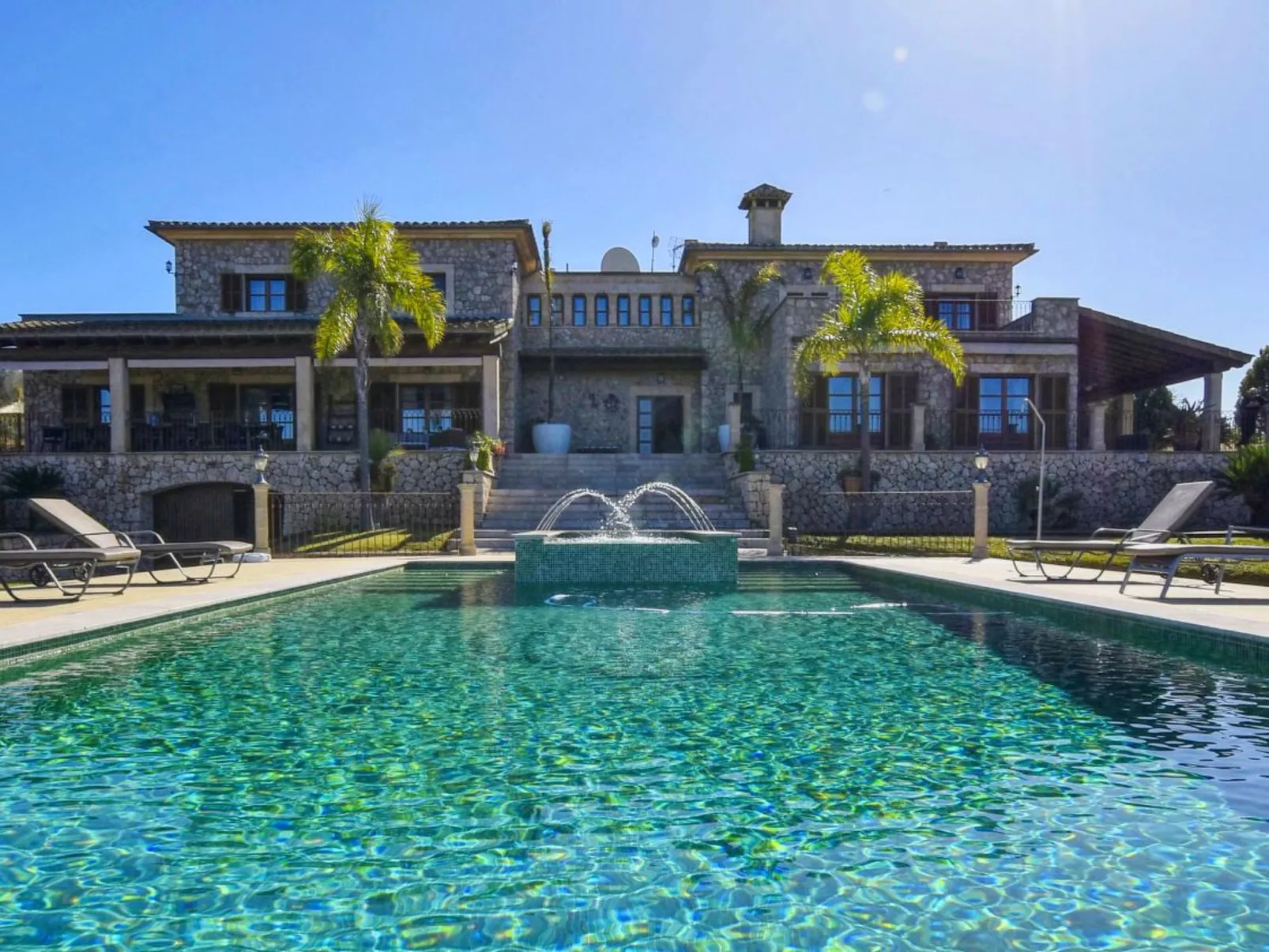 Wunderschönes Ferienhaus in Ariany mit Privatem Pool