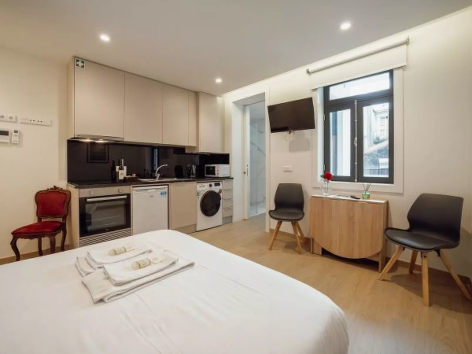 CARMO RESIDENCE PORTO - S. LUIS by VACATIONY