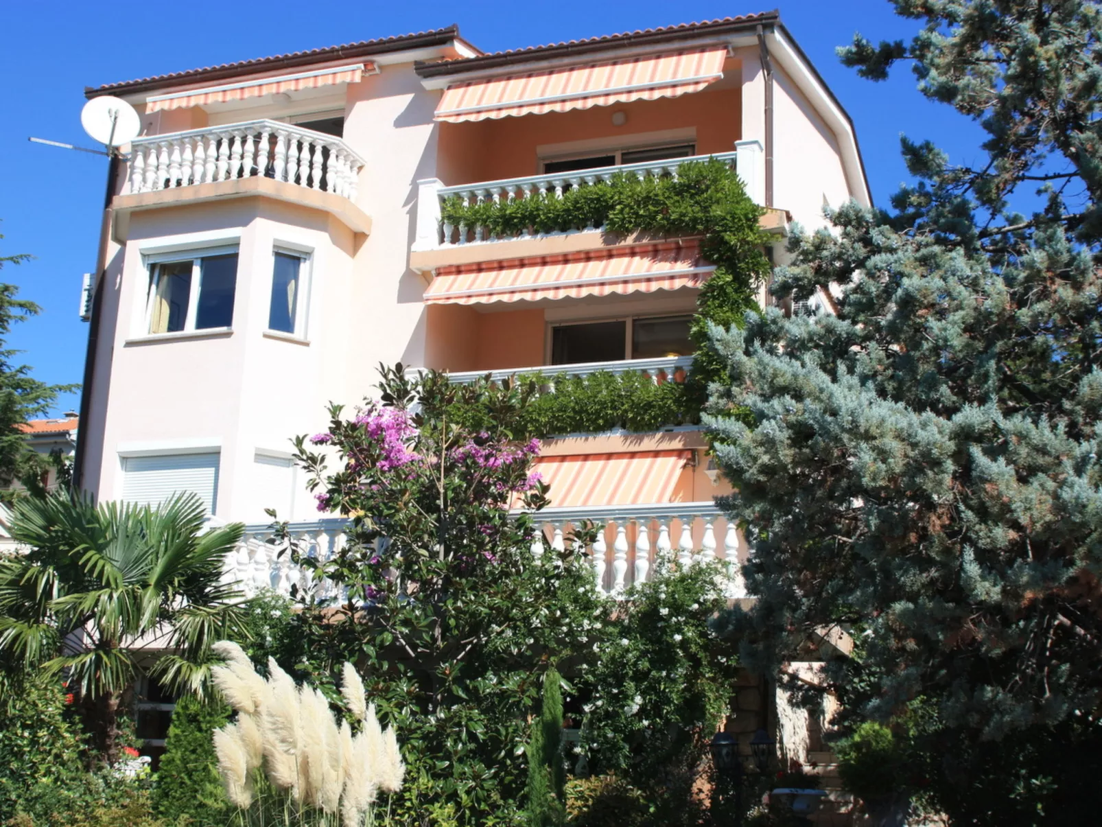 VILLA MANDICA 1 / HR-02469-01