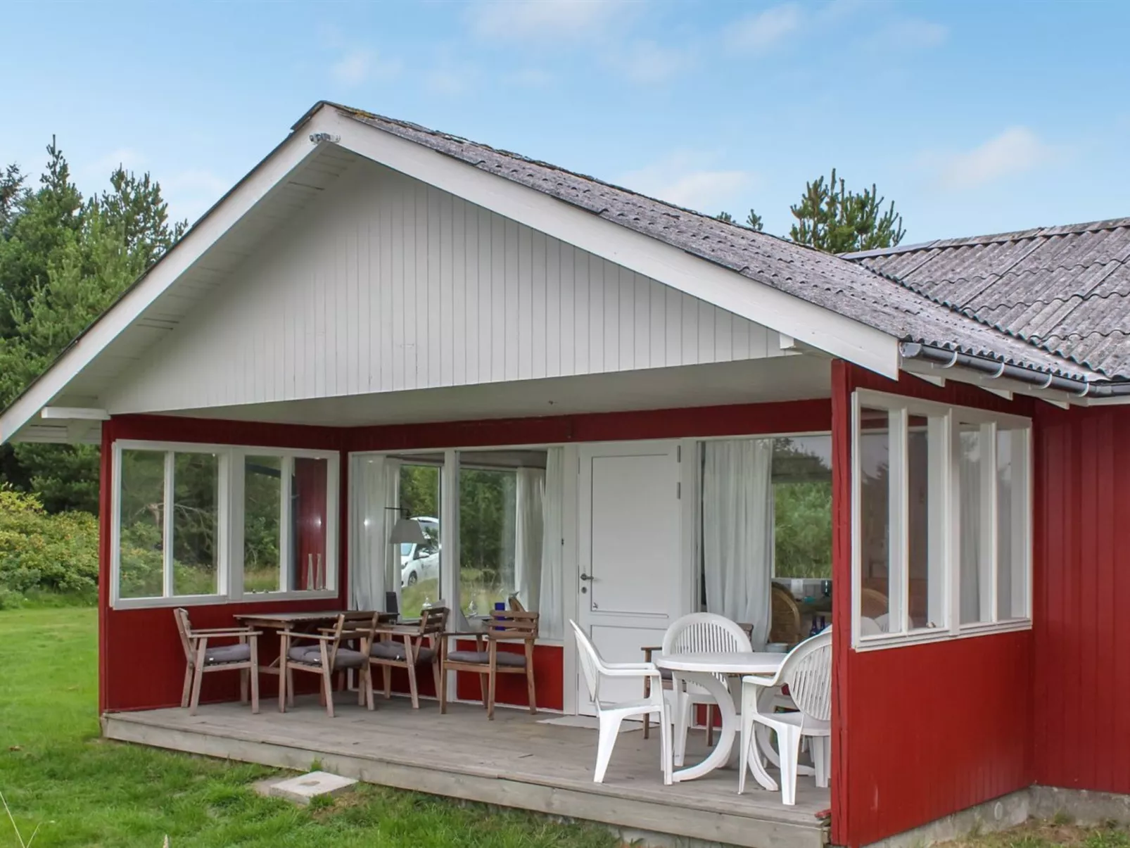 "Toti" - 500m from the sea