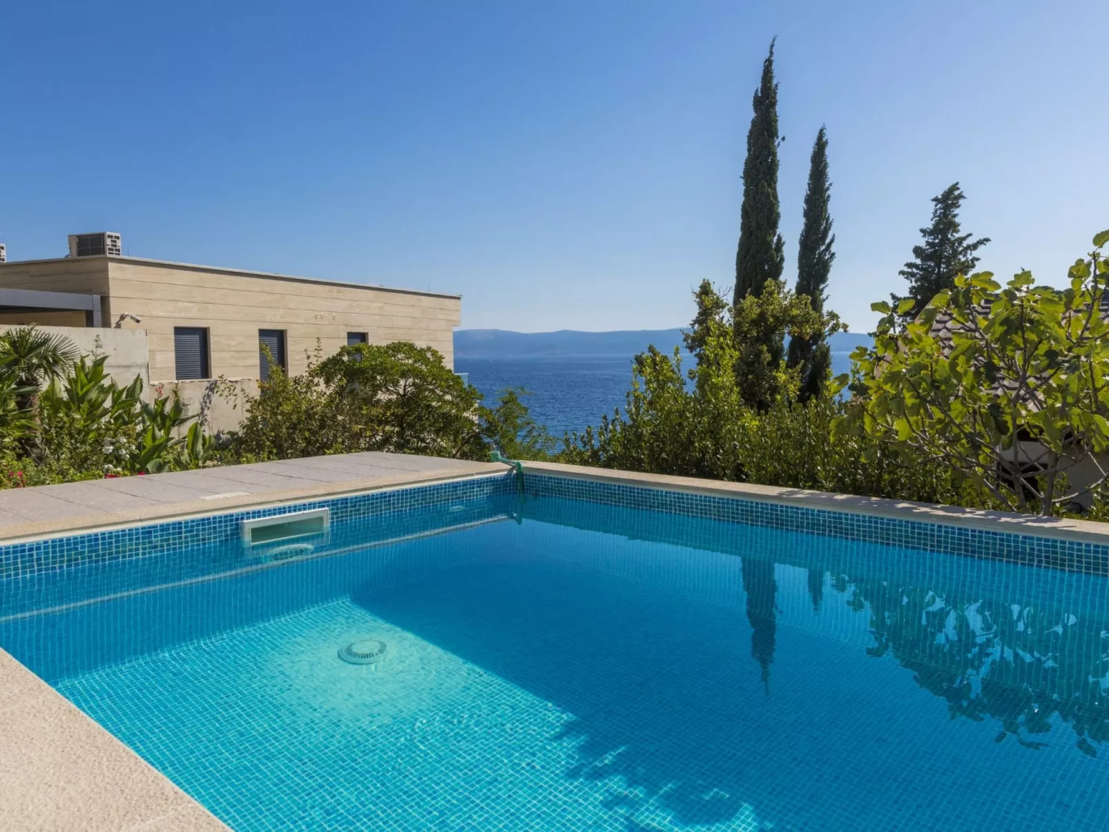 KOSTRENCIC 2 / HR-09101-02