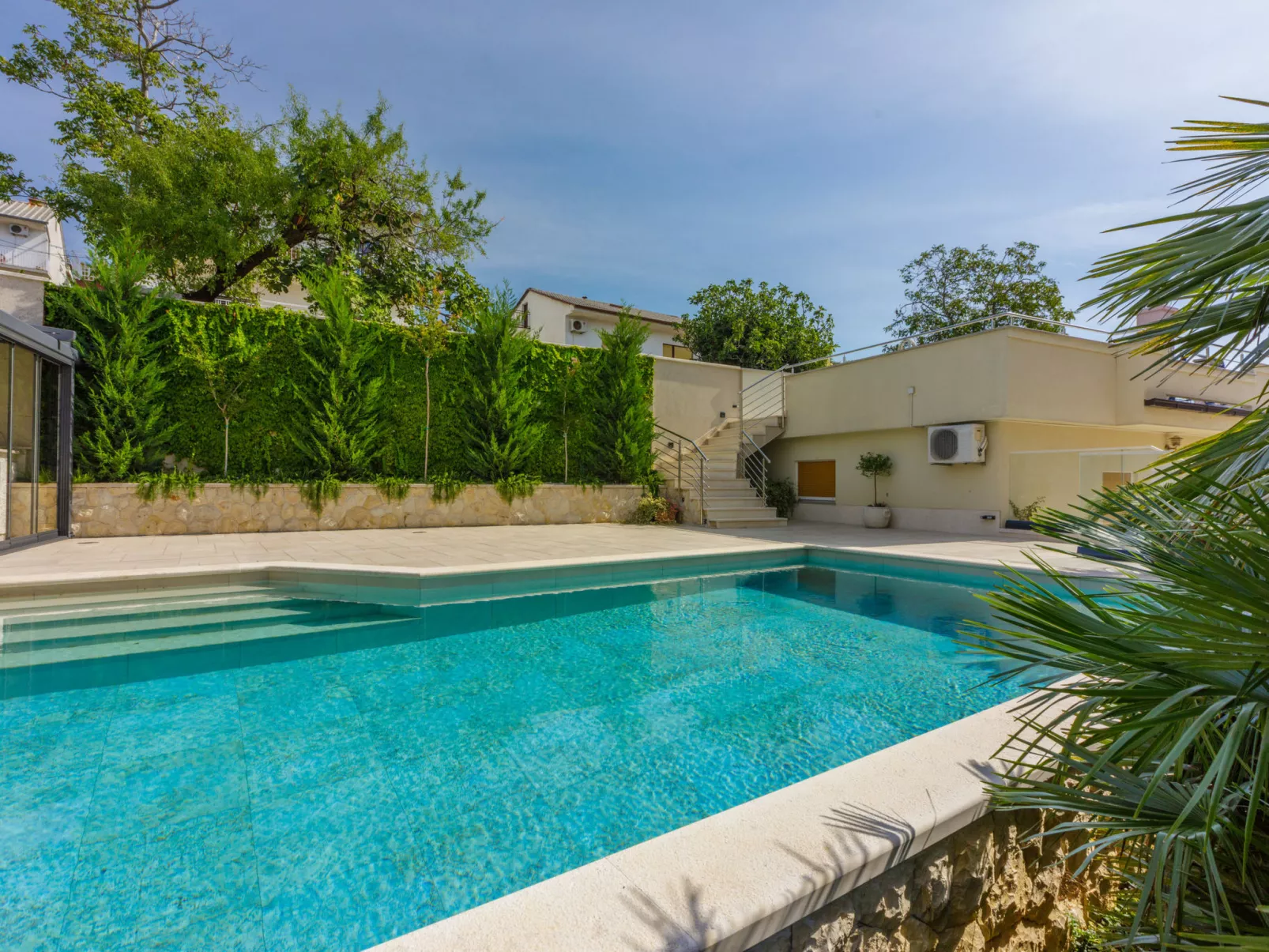 Dita 3 / HR-10485-03