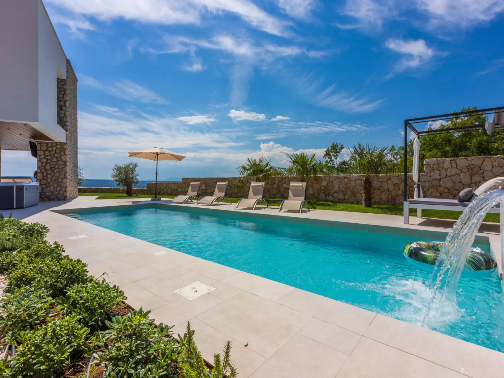 Villa Carolea / HR-10775-01