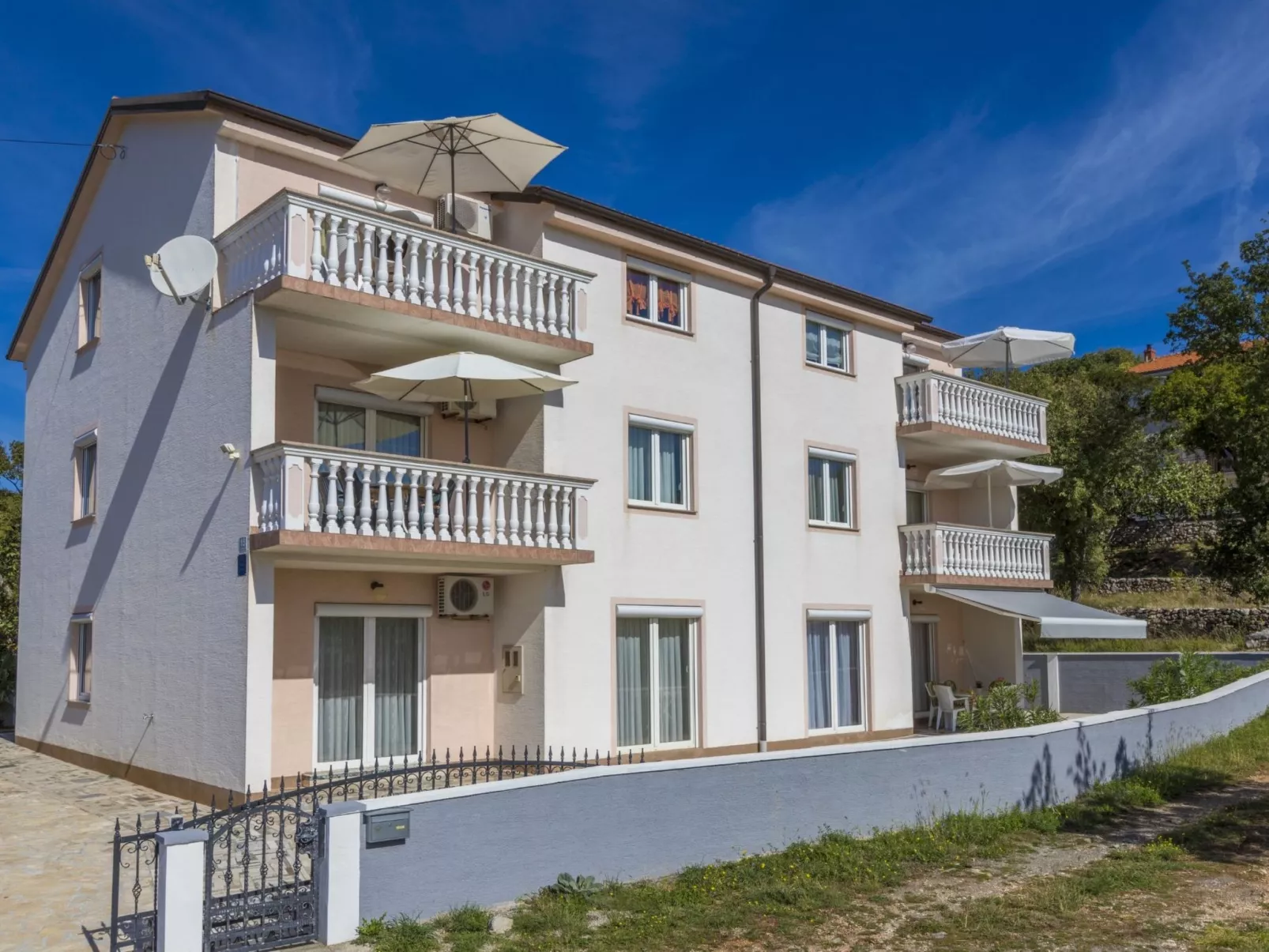 Sever 1 kat / HR-09156-01