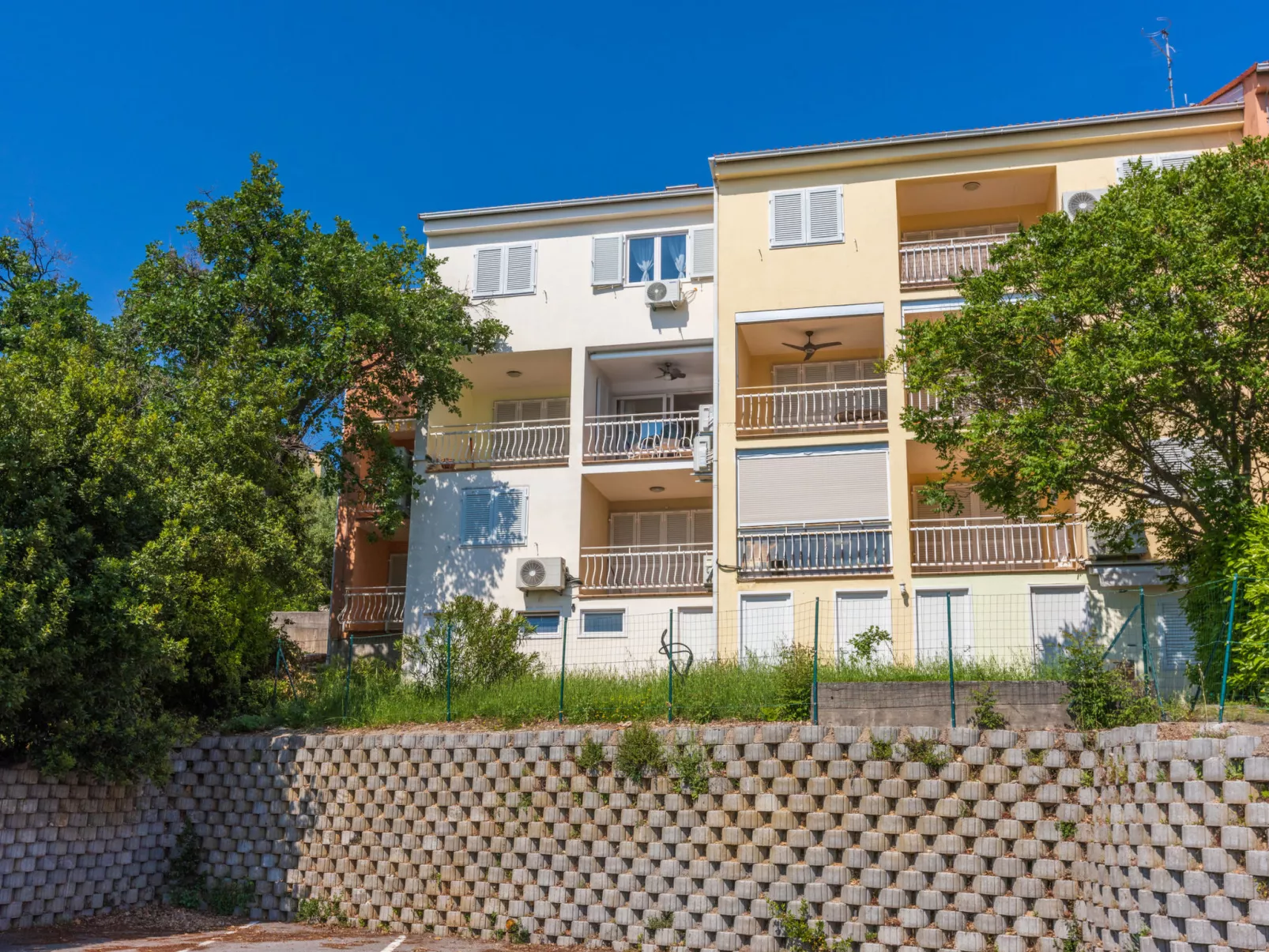 Vema 1 / HR-10912-01