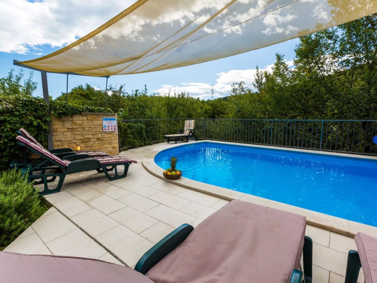 KRIZISCE / HR-09780-01