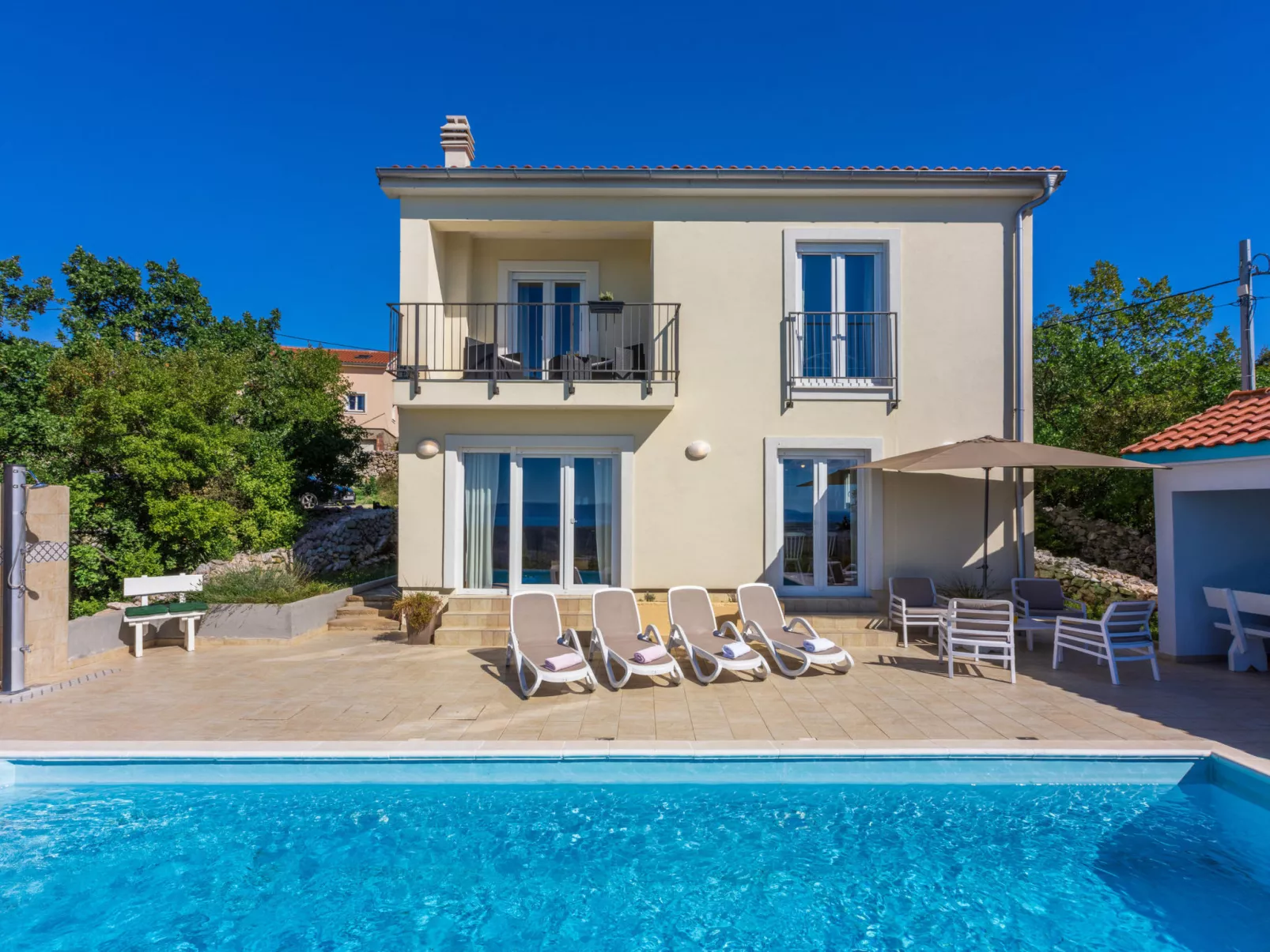 Holiday Home Aqua / HR-10991-01