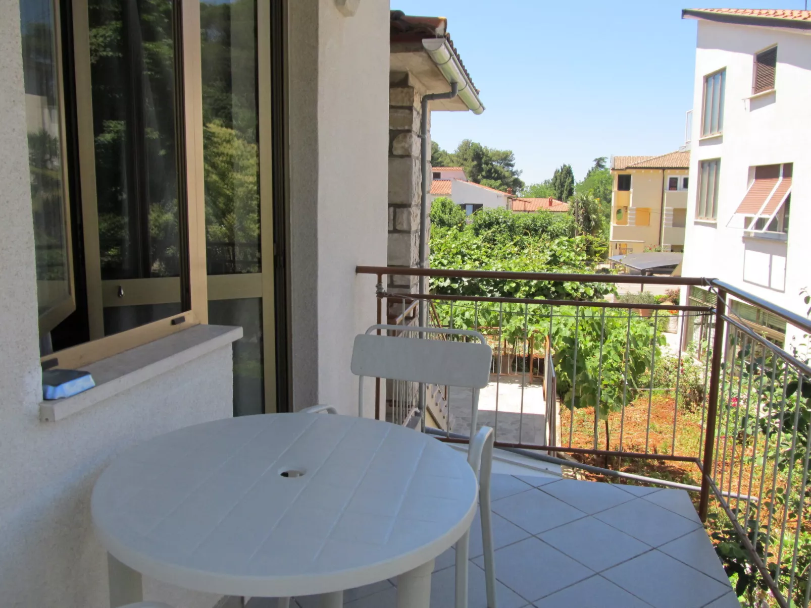 Vintage Guest Room Liva / HR-11059-06