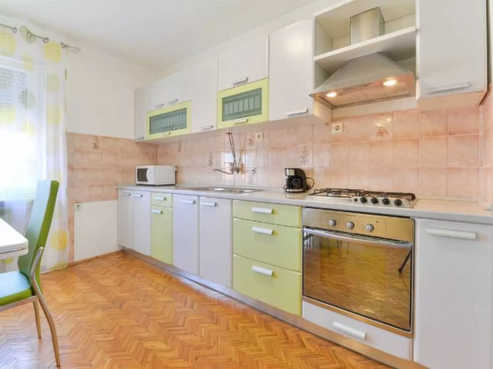 Holiday Home Vesna with pool